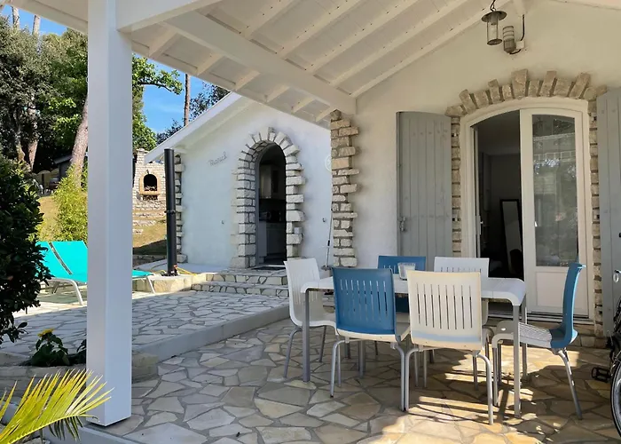 Adorable Petite Maison A 400M De La Mer